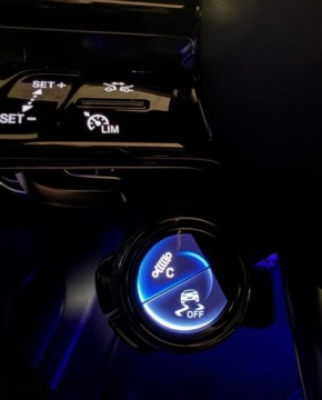 Mercedes CLA C118/X118 Shooting Brake AMG Facelifting 2.0 35 AMG 306KM 2025 Mercedes-Benz CLA 35 AMG salon Polska FV 23 R CARS Warszawa 2.0 Benzyna, zdjęcie 17