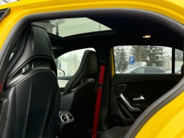 Mercedes Klasa A W177/V177 Hatchback AMG Facelifting 2.0 A35 306KM 2023 Mercedes-Benz Klasa A 35 AMG Night PakietPremium PlusPanoramaBurmester Sal, zdjęcie 11
