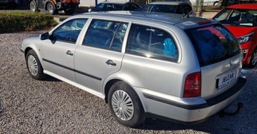 Skoda Octavia I Kombi 2.0 115KM 2000 Skoda Octavia 2.0 114KM Hak holowniczy Podgrzewan fotele 2.0 Benzyna 114KM, zdjęcie 8