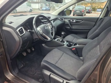 Nissan Qashqai II Crossover 1.2 DIG-T 115KM 2014 Nissan Qashqai Panorama Dach Nawicacja Kamera Cofania 1.2 Benzyna 115KM, zdjęcie 9