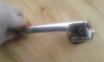KLAMKA MERCEDES 206/207
