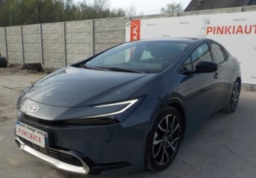 Toyota Prius V (XW60) 2.0  Hybrid Dynamic Force Plug-in 223KM 2023 Toyota Prius Plug-in Okazja 2.0 Hybryda Plug-in 223KM, zdjęcie 13