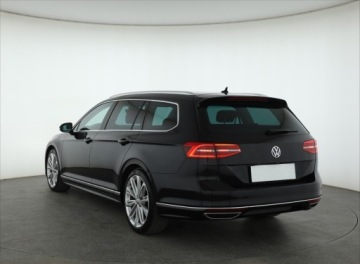 Volkswagen Passat B8 Variant 2.0 TDI BlueMotion SCR 190KM 2018 VW Passat 2.0 TDI, Salon Polska, 187 KM, Automat, zdjęcie 3