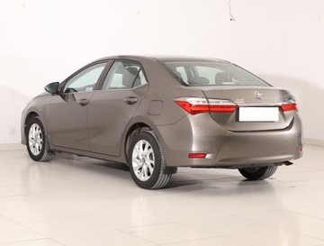 Toyota Corolla XI Sedan Facelifting 1,6 Valvematic 132KM 2017 Toyota Corolla 1.6 Valvematic, Salon Polska, zdjęcie 3
