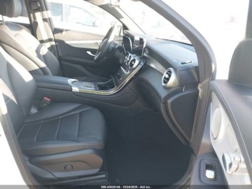 Mercedes GLC C254/X254 2023 Mercedes-Benz GLC 300 4Matic Coupe 2023 2.0L 2.0 Benzyna 255KM, zdjęcie 9
