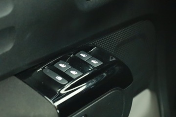 Citroen C3 III Hatchback Facelifting 1.2 PureTech 83KM 2023 Citroen C3 1.2 PureTech, Salon Polska, zdjęcie 12