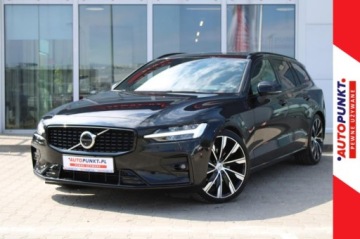 Volvo V60 II  Kombi Facelifting 2.0 B4 197KM 2023 Volvo V60 R-Design