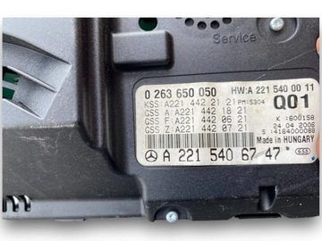 MERCEDES S TŘÍDA W221 PŘÍSTROJOVÁ DESKA TACHOMETR DIESEL 2215406747