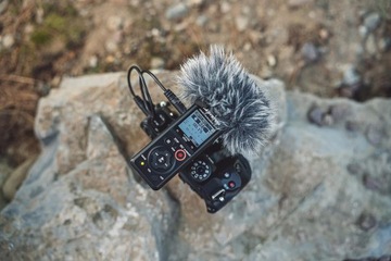 Профессиональный цифровой диктофон, направленный микрофон OM System LS-P5