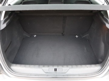 Peugeot 308 II Hatchback Facelifting 1.2 PureTech 110KM 2020 Peugeot 308 1.2 PureTech, Salon Polska, zdjęcie 12