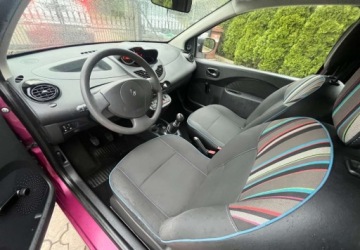 Renault Twingo II Hatchback 3d Facelifting 1.2 16V 75KM 2014 Renault Twingo Renault Clio 1.2 1 wlasciciel Przygotowany do rejestracji, zdjęcie 20