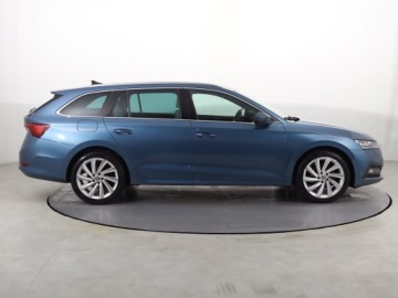 Skoda Octavia III Kombi Facelifting 1.5 TSI ACT 150KM 2020 Skoda Octavia 1.5 TSI, Salon Polska, Serwis ASO, zdjęcie 5