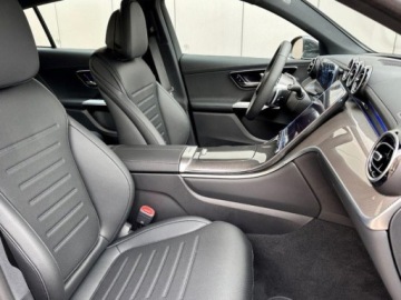 Mercedes GLC C254/X254 2025 GLC Coupe 300 e 4-Matic AMG Line 2.0 (360KM) 2025, zdjęcie 5