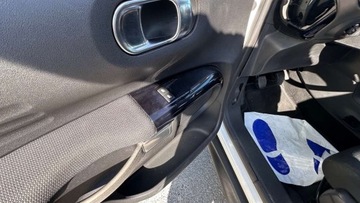 Citroen C4 Cactus Crossover 1.2 PureTech 82KM 2014 Citroen C4 Cactus Raty 1.2 benz Kamera Tablet Navi Klimatronic Panorama G, zdjęcie 26