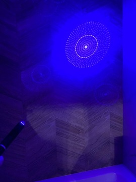 СИНИЙ ЛАЗЕРНЫЙ ИНДИКАТОР ПРОЖИГАЕМЫХ ОТВЕРСТИЙ МОЩНОСТЬЮ 5 Вт