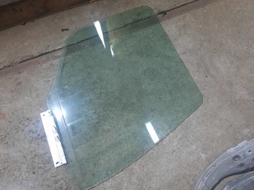 SZYBA DRZWI BOCZNA LEWA VOLVO FL FE