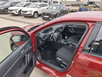Peugeot 2013 Peugeot 308 1,6 125KM klima elektryka wspomaganie alu oplacony 1.6 Benzyna, zdjęcie 9