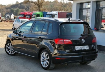 Volkswagen Golf Sportsvan Sportsvan 1.6 TDI BlueMotion 110KM 2015 Volkswagen Golf Sportsvan 1,6 TDI 110KM Navi Hak 1.6 Diesel 110KM, zdjęcie 3