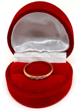 Złoty pierścionek obrączka z cyrkoniami PR.585 W:2,21gr R.17 InterSKLEP