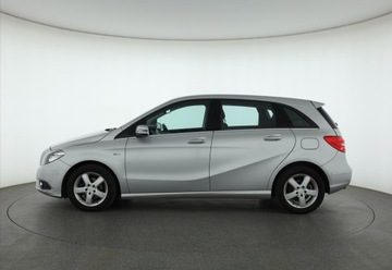 Mercedes Klasa B W246 Sports Tourer 180 BlueEFFICIENCY 122KM 2011 Mercedes B B 180, Navi, Klima, Parktronic, zdjęcie 2