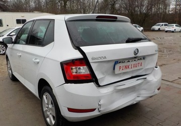 Skoda Fabia III Hatchback Facelifting 1.0 MPI 75KM 2019 Skoda Fabia Okazja Benzyna 75KM, zdjęcie 12