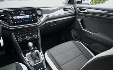 Volkswagen T-Roc I SUV 1.5 TSI ACT 150KM 2020 Volkswagen T-Roc 1,5 TSI 150 KM DSG Nawigacja Kamera Virtual Tacho FULL 1.5, zdjęcie 19