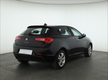 Alfa Romeo Giulietta Nuova II Hatchback 5d 1.6 JTD 16v 105KM 2011 Alfa Romeo Giulietta 1.6 JTDM, Klima, Klimatronic, zdjęcie 4