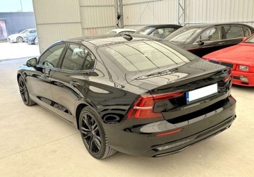 Volvo S60 III Sedan Facelifting 2.0 B5 250KM 2024 Volvo S60 4X4 S60 PLUS DARK 2.0 BENZ 250 KM 2024r Warszawa 2.0 Benzyna, zdjęcie 4