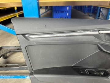 ОБИВКА ДВЕРИ СЛЕВА СПЕРЕДИ, AUDI A3 8Y