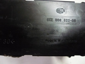 Audi A4 B5 pompka centralnego zamka 4A0862257J Hella 8TZ006522-06