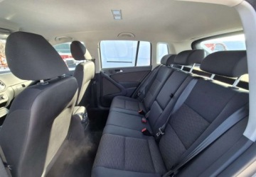 Volkswagen Tiguan I SUV Facelifting 2.0 TDI CR DPF BlueMotion 140KM 2012 Volkswagen Tiguan Volkswagen Tiguan 2.0 TDI BlueMot TrendampFun 2.0 140KM, zdjęcie 19