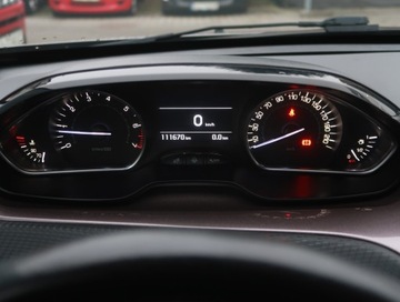 Peugeot 2008 I SUV 1.2 PureTech 82KM 2015 Peugeot 2008 1.2 PureTech, Salon Polska, zdjęcie 10