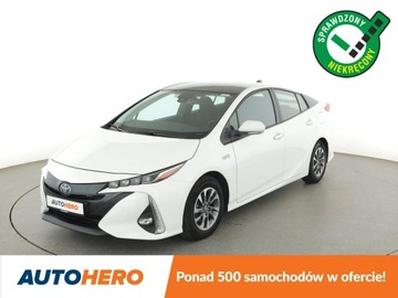 Toyota Prius IV Hatchback 1.8 Hybrid 122KM 2019 Toyota Prius PHEV full LED navi klima auto kamera
