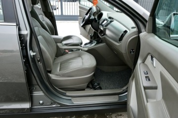 Kia Sportage III SUV 2.0 CRDi 136KM 2011 Kia Sportage 2,0 CRDi Automat Xenon Ledy Skóra, zdjęcie 23