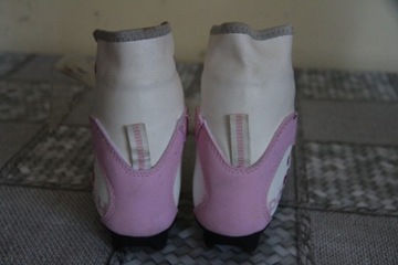 ROSSIGNOL NNN — РАЗМЕР 31/19,5 СМ — ИЗОЛИРОВАННЫЙ