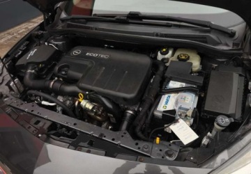 Opel Astra J Hatchback 5d 1.7 CDTI ECOTEC 110KM 2012 Opel Astra Opel Astra 1.7 CDTI DPF Cosmo 1.7 Diesel 110KM, zdjęcie 21