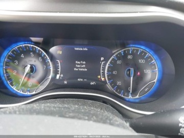 Chrysler Pacifica II 2021 Chrysler Pacifica Touring L 2021 3.6l 3.6 Benzyna 287KM, zdjęcie 10