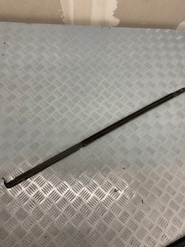 LIŠTA OKNO DVEŘE PRAVÝ ZADNÍ MITSUBISHI PAJERO IV ZHRNUJÍCÍ