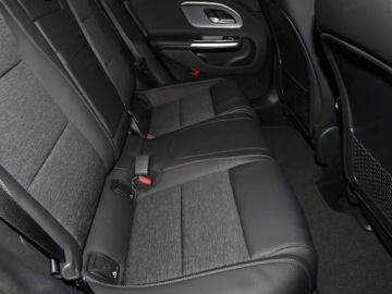 Mercedes CLA C118/X118 2025 MERCEDES-BENZ CLA 200 Progressive Sedan 1.5 (163KM) 2025, zdjęcie 10