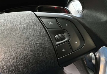 DS 5 Hatchback (Citroen) 2.0 HDi 163KM 2012 Citroen DS5 2.0 HDI 163KM AUTOMAT panorama p..., zdjęcie 33