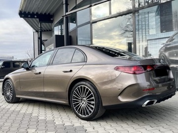 Mercedes Klasa E W214 Sedan 2.0 220d 197KM 2025 E Klasa 220 d 4-Matic AMG 2.0 (197KM) 2025, zdjęcie 1