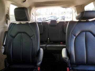 Chrysler Pacifica II 2023 Chrysler Pacifica Touring L 2023 3.6 Benzyna 287KM, zdjęcie 11