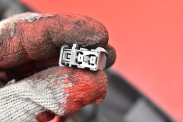 РУЧКА ЗАДНЕЙ ДВЕРИ BLENDA ЗАДНЯЯ ND DS73-N43404-A FORD MONDEO MK5 COMBI 14-20