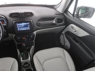 Jeep Renegade SUV Facelifting 1.3 GSE T4 Turbo 150KM 2018 Jeep Renegade 1.3 T-GDI, Salon Polska, Automat, zdjęcie 7