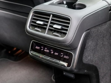 Mercedes GLS X167 SUV Facelifting 3.0 450d 367KM 2025 MERCEDES-BENZ GLS 450 d 4-MATIC AMG Line 3.0 (367KM) 2025, zdjęcie 10