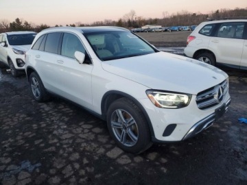 Mercedes GLC C253 2021 Mercedes-Benz GLC 300 4Matic 2021 2.0 Benzyna 255KM, zdjęcie 4
