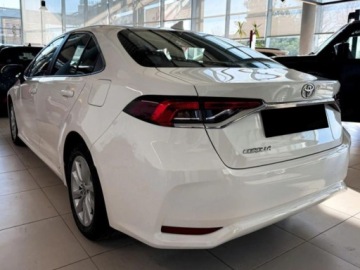 Toyota Corolla XII Sedan Facelifting 1.8 Hybrid 140KM 2025 Od ręki - Comfort 1.8 Hybrid 140KM | Tempomat adaptacyjny!, zdjęcie 5