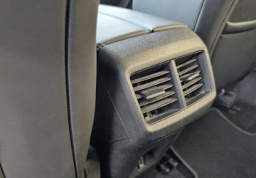 Citroen C5 Aircross SUV Facelifting 1.2 PureTech 131KM 2023 Citroen C5 Aircross 1.2 PureTech Shine EAT8 SalonPL FVat Od Reki Zadbany, zdjęcie 22