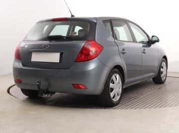 Kia Ceed I Hatchback 1.6 CRDi 115KM 2007 Kia Ceed 1.6 CRDi, Klima, Klimatronic, zdjęcie 4
