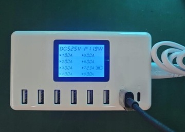 Настенное зарядное устройство 8x USB TYPE-C с ЖК-дисплеем, 60 Вт